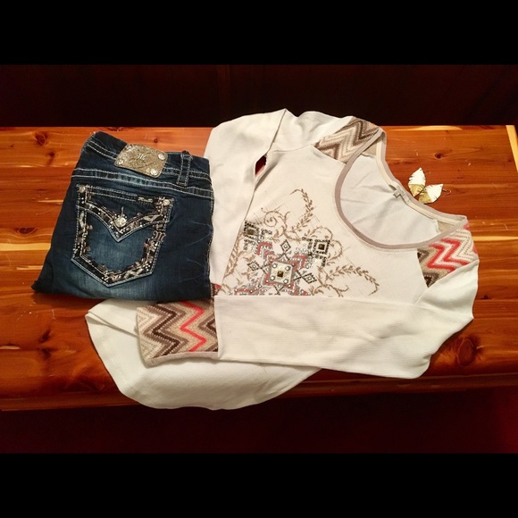 Miss Me Tops - Southwestern / Aztec Thermal Top by Miss Me